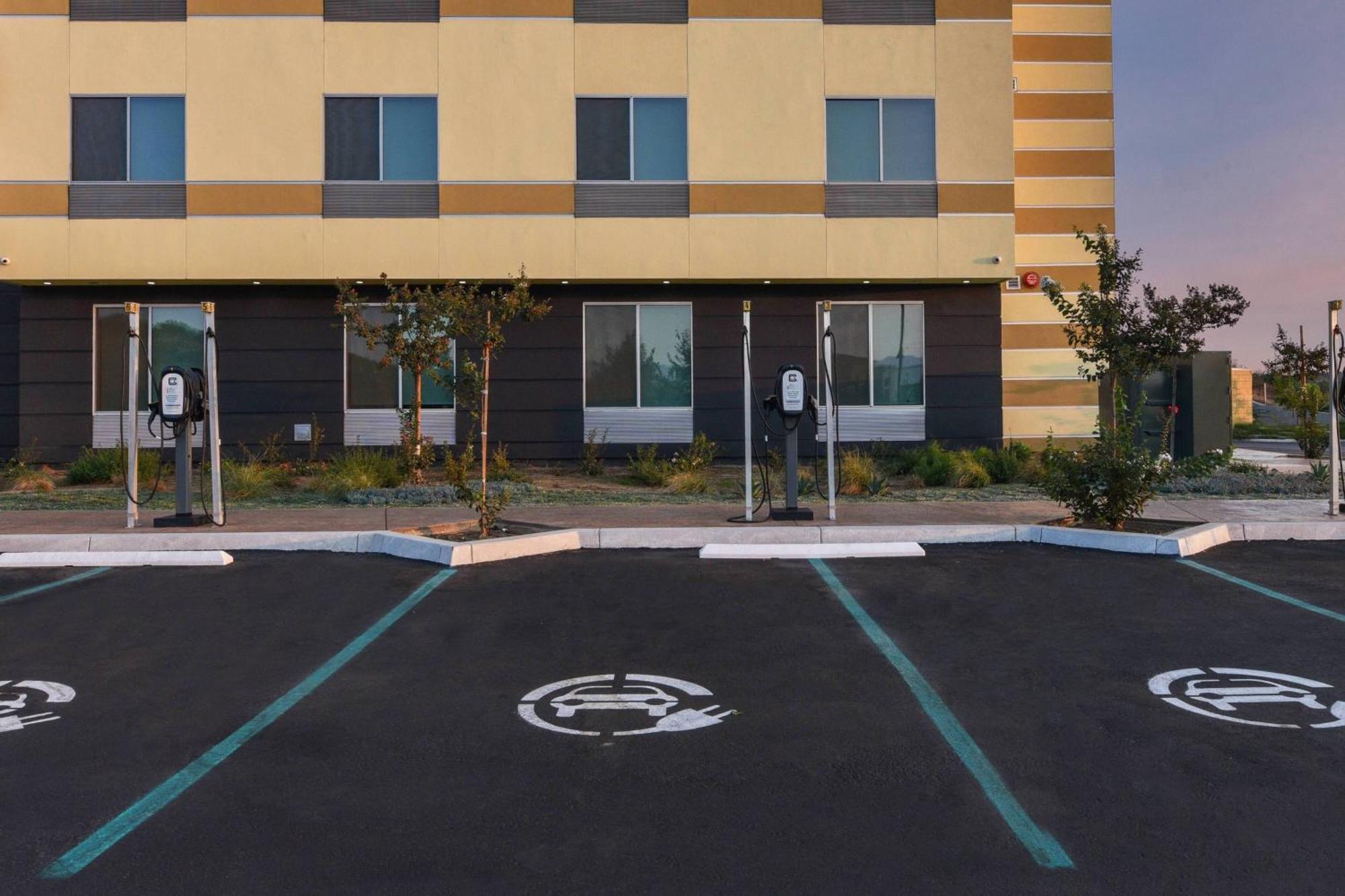 Fairfield Inn & Suites By Marriott Moorpark Ventura County Екстер'єр фото