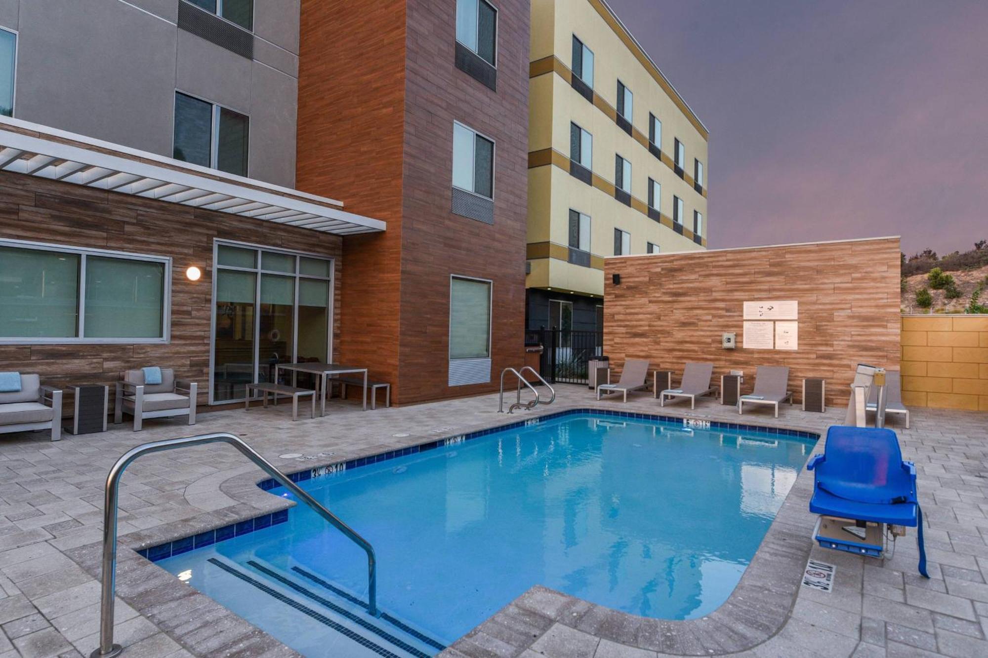 Fairfield Inn & Suites By Marriott Moorpark Ventura County Екстер'єр фото