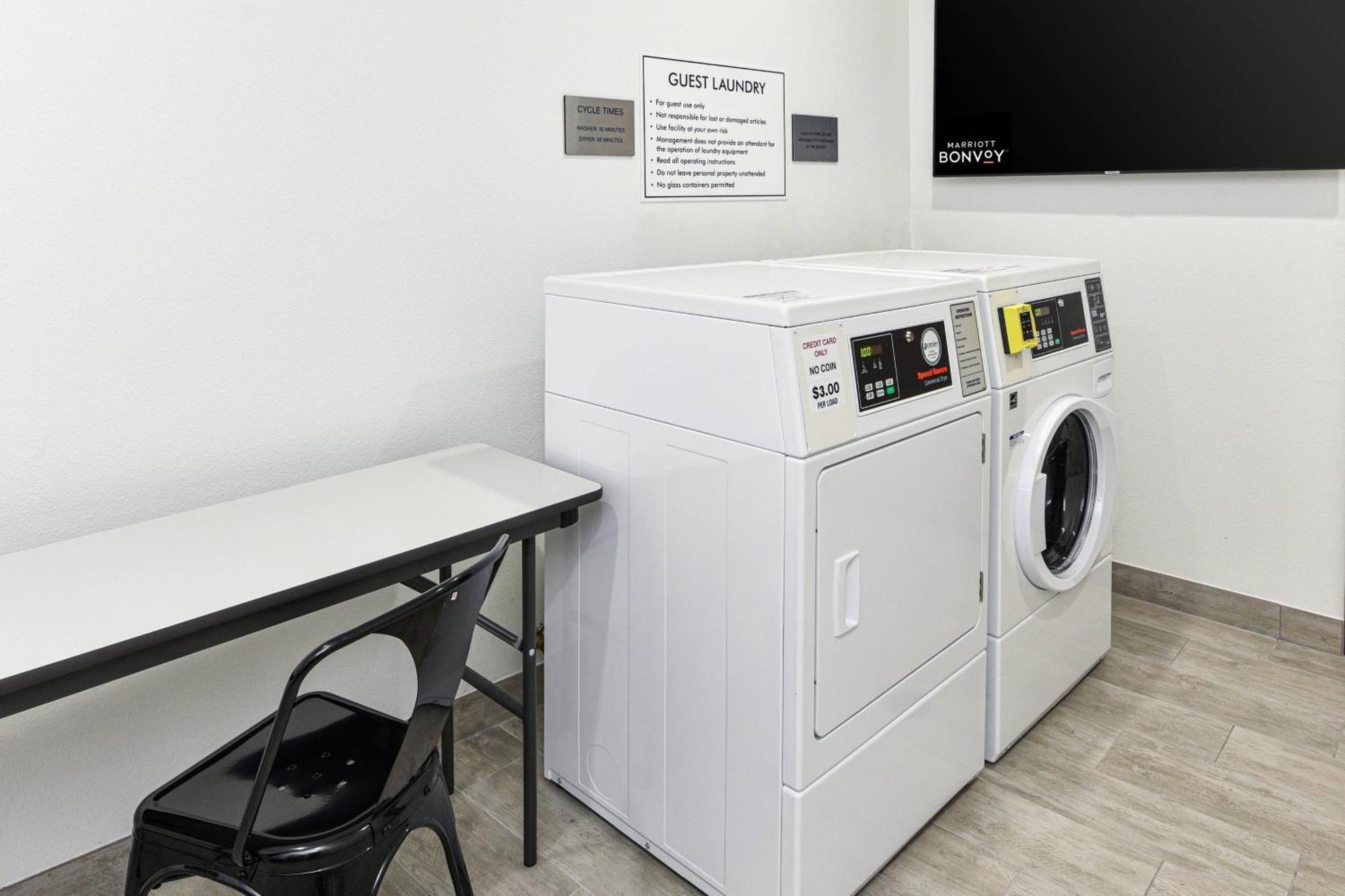 Fairfield Inn & Suites By Marriott Moorpark Ventura County Екстер'єр фото